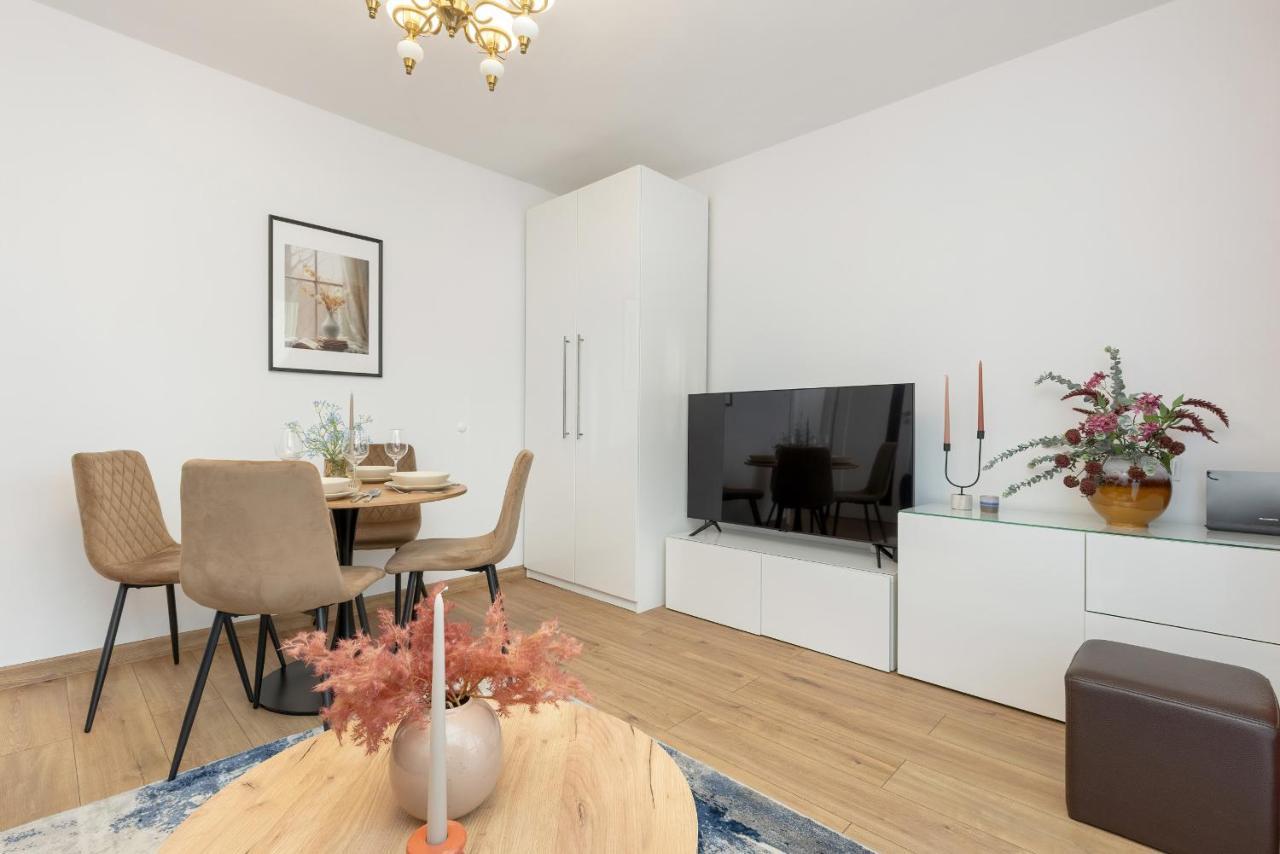 Central Warsaw Apartment Zurawia By Noclegi Renters Kültér fotó